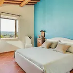 Casale Ombrone 11, Emma *