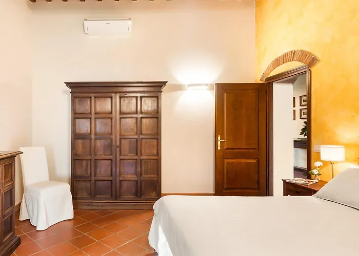 Βίλα Casale Ombrone 11, Emma
